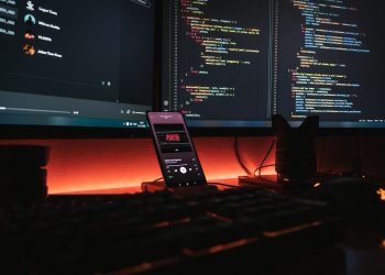 Impact of 5G Technology on Mobile Networks and Data Processing